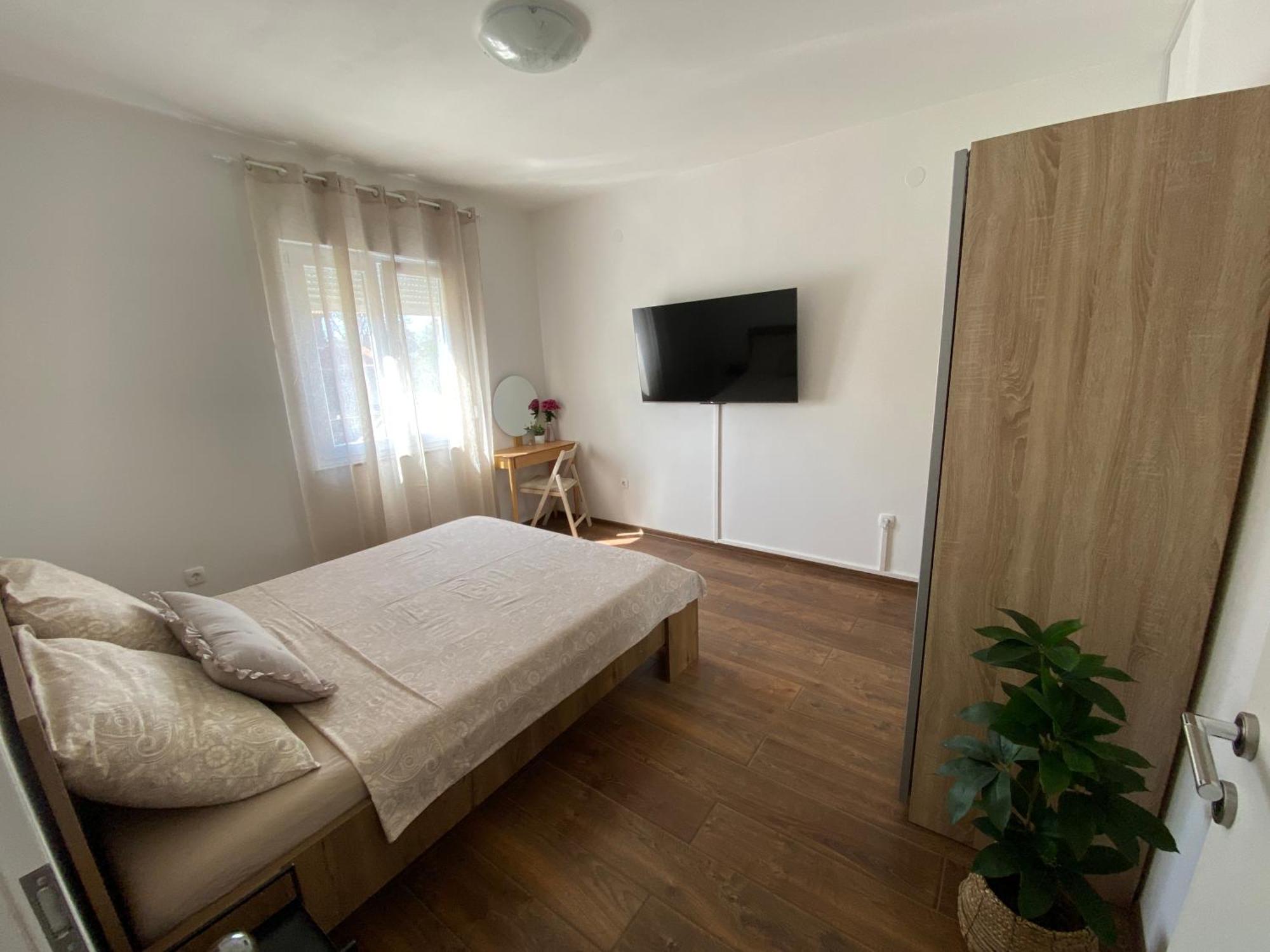 Apartments Jozephine プーラ エクステリア 写真